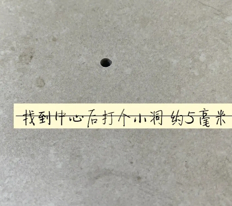 浙江瓷砖空鼓维修公司专业解答在瓷砖铺贴过程中，如果砂料搅拌不均匀，将会带来以下问题